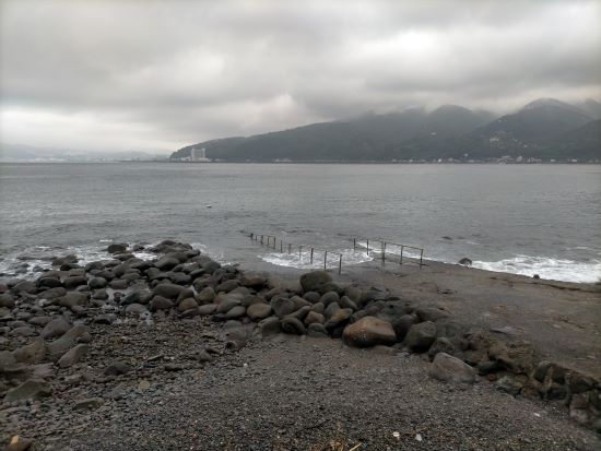 多少の波はありますが、潜水可能！